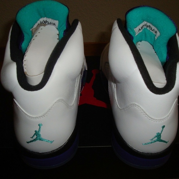 2013 Nike Air Jordan Retro V Grape "Grapes" Sz 11 - Picture 3 of 8